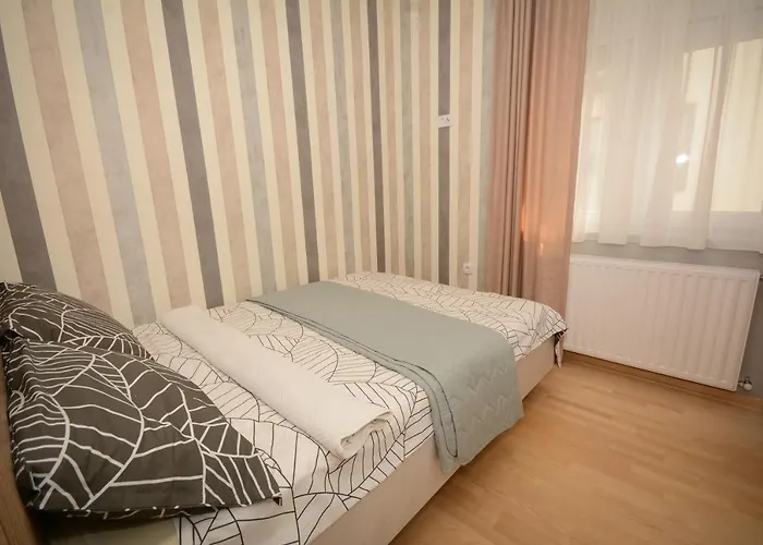 Apartman Elena 11 *